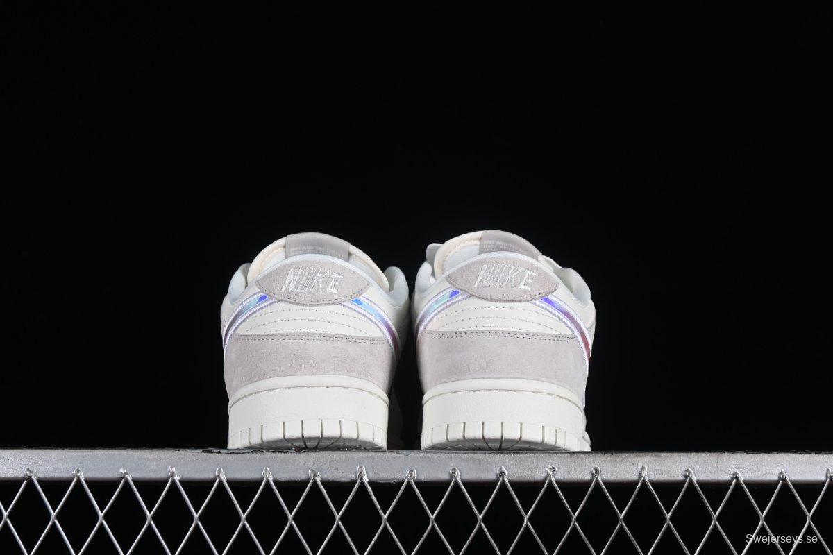 Nk Dunk Low "Iridescent Swoosh" Beige Rainbow SB Low-Top Sneakers